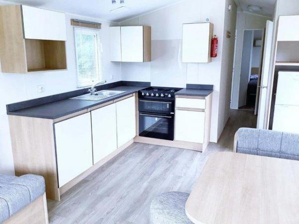 Image 6 of As new 3 bed Willerby Mistral France Chef Boutonne