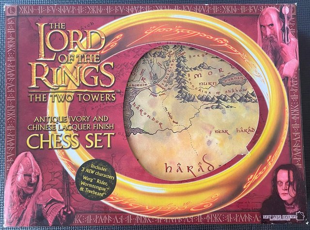 Preview of the first image of The Lord of the Rings The Two Towers Chess set.
