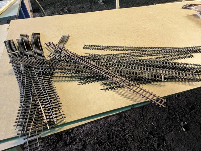 Preview of the first image of twenty one pieces of O gauge track..