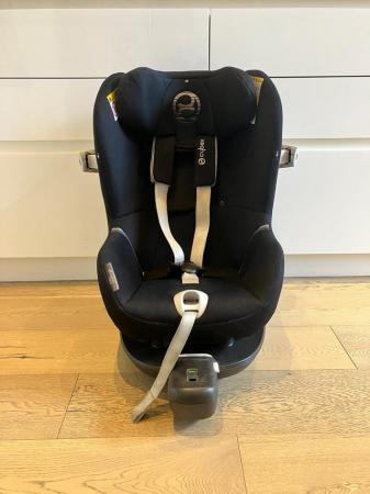 Image 2 of Cybex Sirona M2 i-Size Car Seat with M BASE [cash and collec