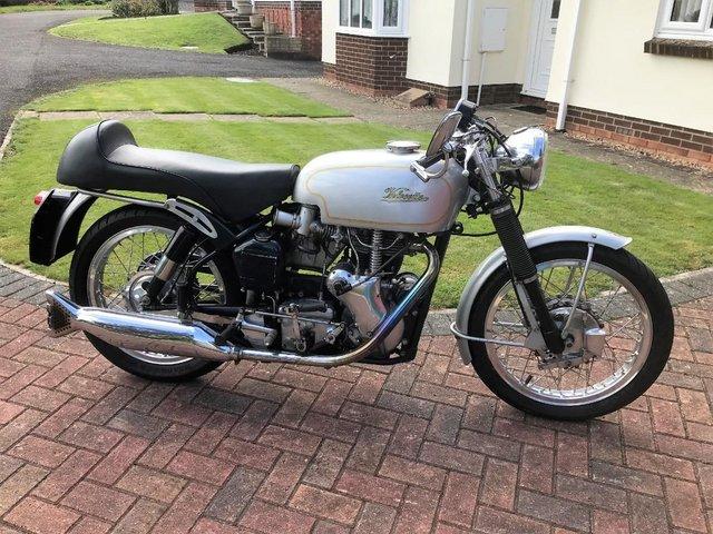 Preview of the first image of Velocette Thruxton 1966 Alton Electric Start.