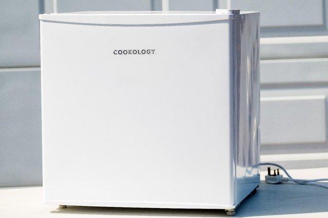 Image 2 of Mini Table Top Freezer - White Cookology MFZ32WH
