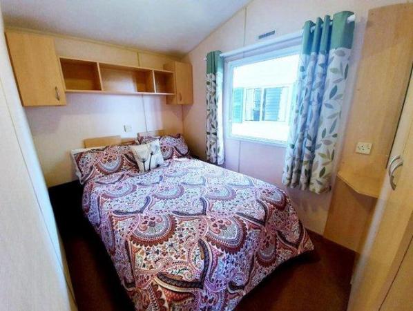 Image 8 of Willerby Magnum 2 bed mobile home Pisa, Tuscany, Italy