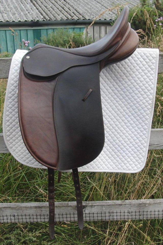 Preview of the first image of Brown 18" Collegiate Dressage Saddle.