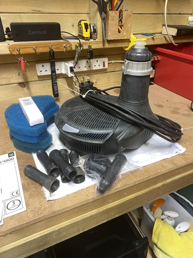Hozelock EasyClear 3000/4500 — Garden & Outdoor in Braintree