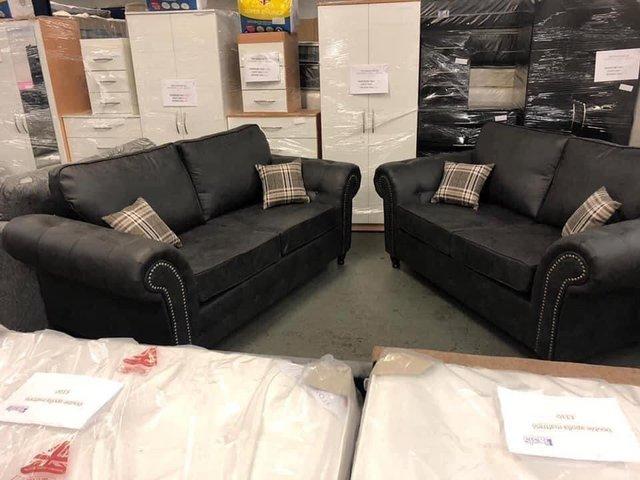 Preview of the first image of Oakland 3&2 sofas in Reno grey.