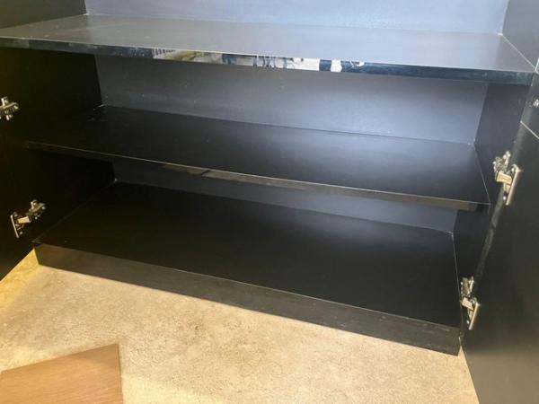 Image 5 of Black glass unit with lighting