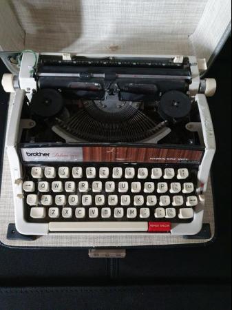 Image 3 of Brother deluxe 1510 typewriter in original case;