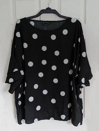 Image 1 of Ladies Plus Size Black & White Spotted Top - Size UK 32