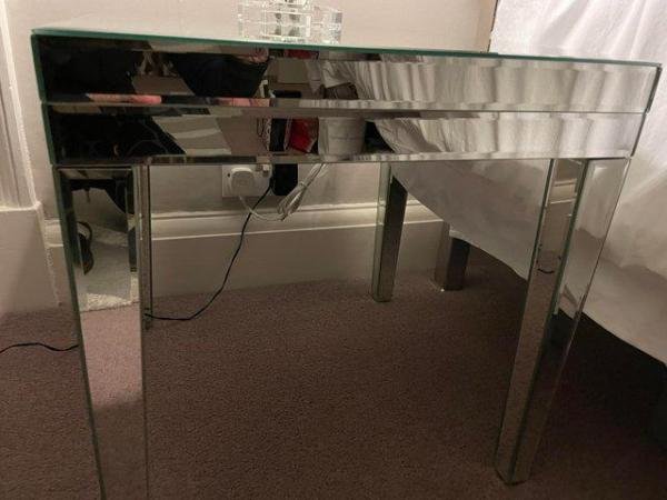 Image 2 of Mirrored bedside table , square shape, elegant legs