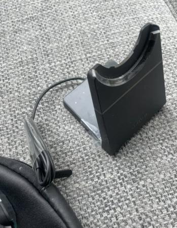 Image 2 of Jabra Evolve2 65 headset