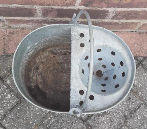 Image 2 of Vintage Galvanised Metal Mop Bucket