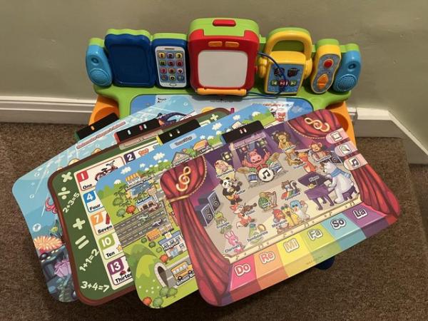 Image 4 of Vtech Touch & Learn Activity Desk