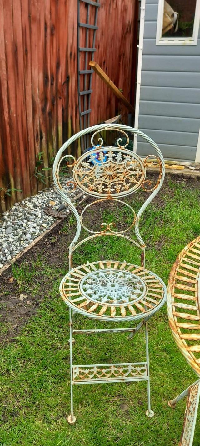 Preview of the first image of garden furniture bistro set.