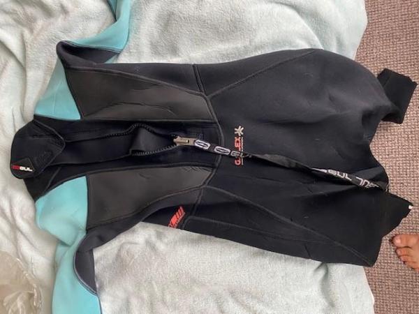 Image 3 of Gul Junior Girls wetsuit, ideal for slim teenager