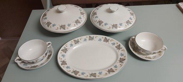 Image 2 of Vinewood Ridgway White Mist dinner table dishes.
