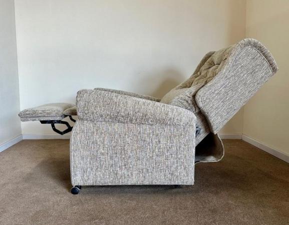 Image 9 of RECLINER FACTORY ELECTRIC RISER GREY CHAIR ~ CAN DELIVER