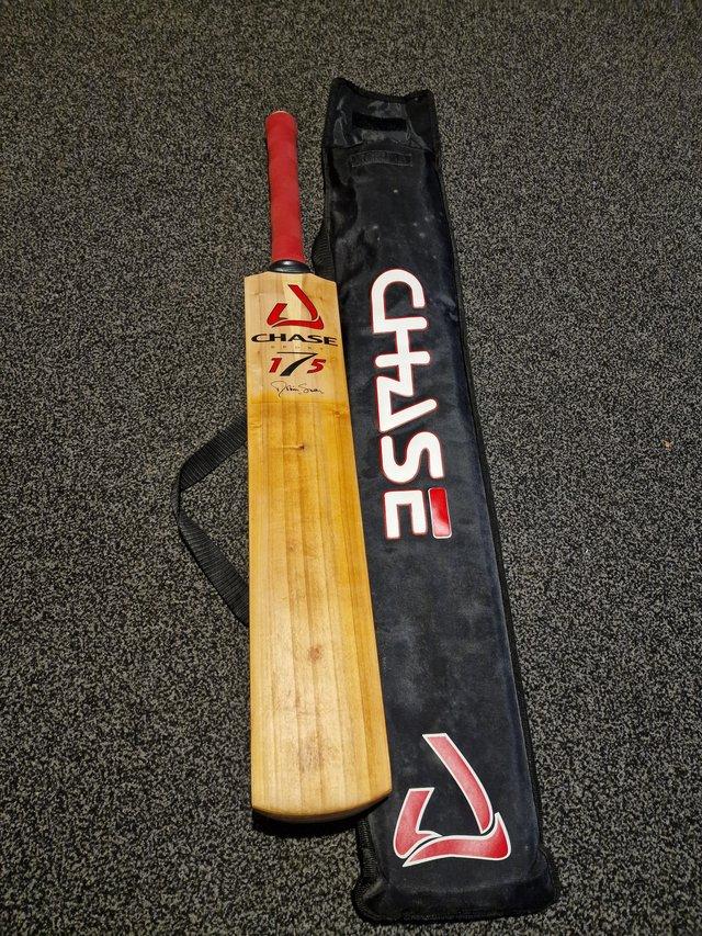 Preview of the first image of Chase SH mens grade 1 willow bat.
