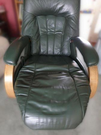 Image 4 of Himolla Cumuly Recliner Chair in Green Leather/Natural Wood