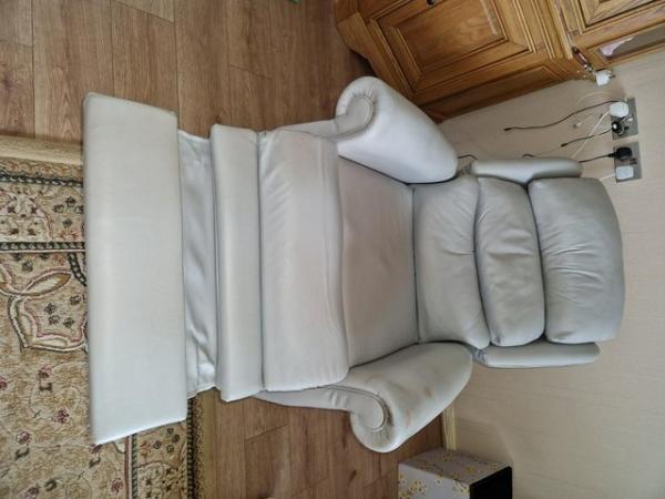 Image 2 of Reclining Chairs in Grey x 2 (Redused)
