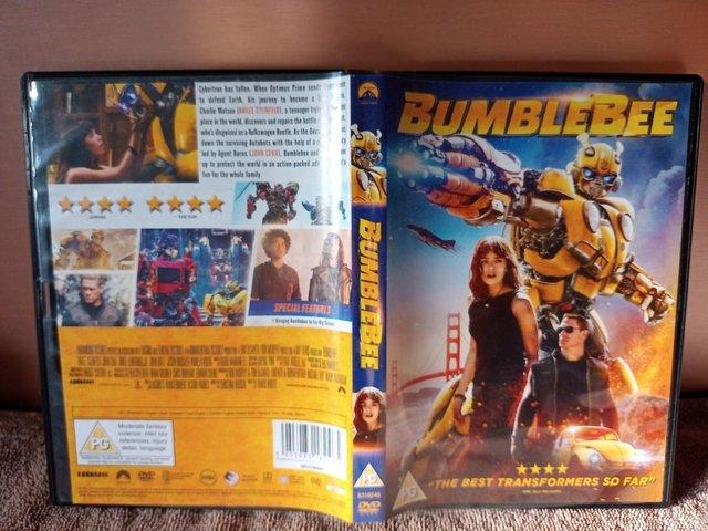 Preview of the first image of TRANSFORMERS BUMBLEBEE MOVIE DVD IN GOOD CLEAN CONDITION.