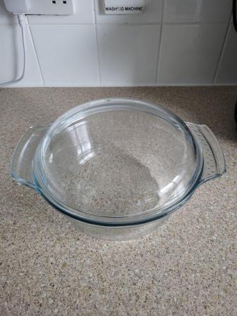 Image 3 of Pyrex Classic Glass Round Casserole Easy Grip With Lid 3L