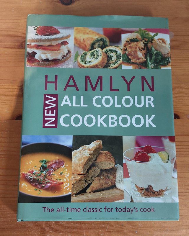 Preview of the first image of Hamlyn new all colour cookbook.