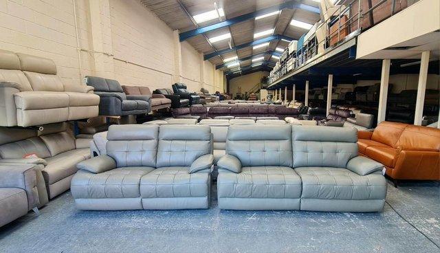 Preview of the first image of La-z-boy Knoxville grey leather electric 3+2 seater sofas.