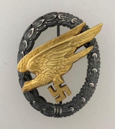 Image 1 of Luftwaffe Paratrooper Badge. A fine example condition good.