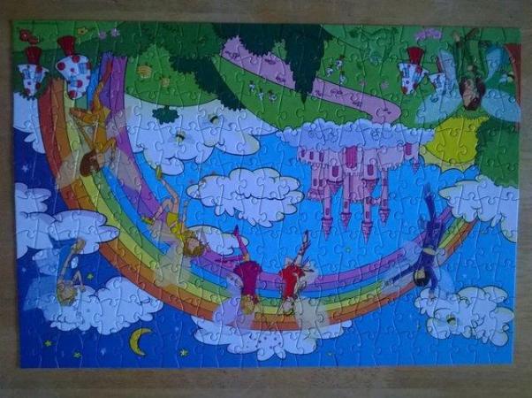 Image 2 of Rainbow Magic 250 piece puzzles 7+