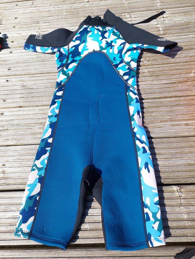 Preview of the first image of Wet suit kids for 10-12 years old.