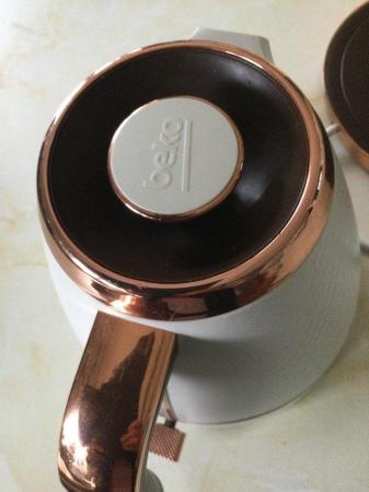 Image 4 of Beko Cosmopolis Cordless Electric Kettle White and Rose Gold