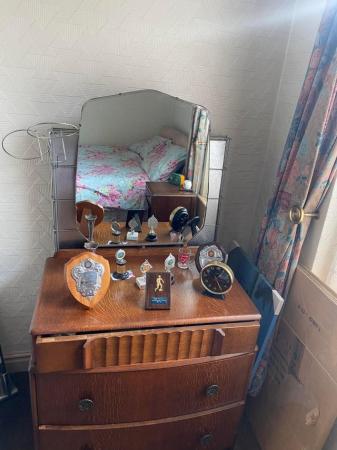Image 3 of Vintage Oak Wood Dresser with Mirror