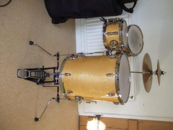 Image 3 of Drum kit with protection racket bag