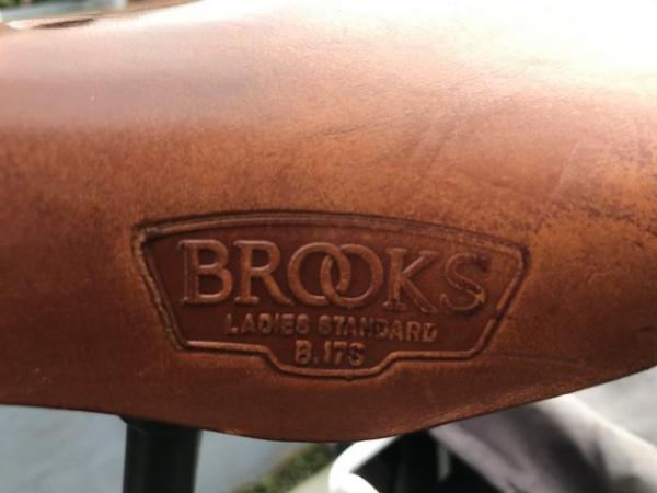 Image 2 of Used Brooks Ladies Standard B17 Short Honey Leather Saddle