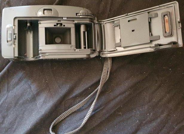 Image 2 of Secondhand Fuji FZ5 35mm Film Camera