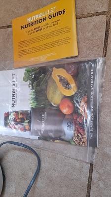 Image 3 of NUTRIBULLET 900 SERIES NUTRITION EXTRACTOR