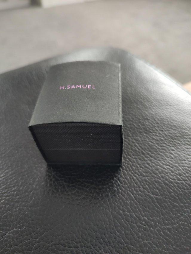 BEAUTIFUL H SAMUEL 9CT WHITE GOLD .66CT DIAMOND RING COMPLET — photo 3 of 3