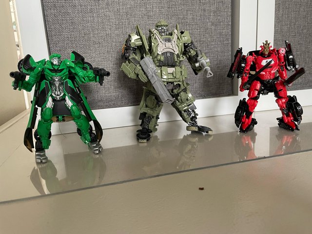 Preview of the first image of Transformers figures for sale.