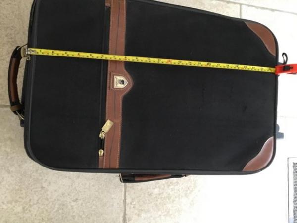Image 1 of A nice sturdy suitcase for sale