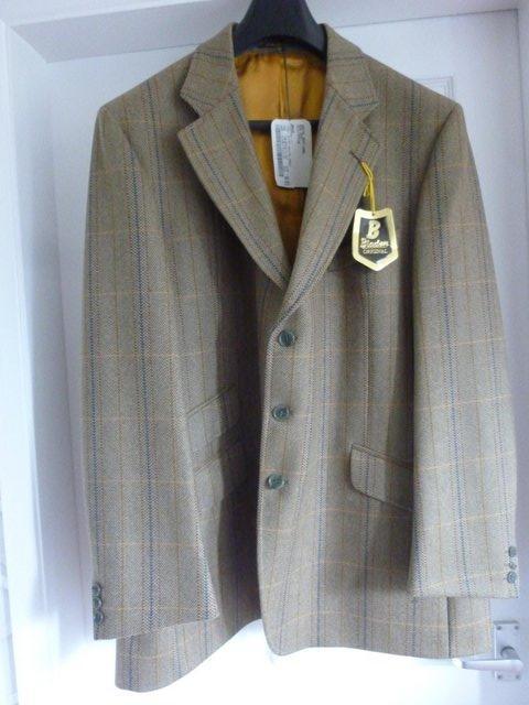 Preview of the first image of Gents Bladen Original style Hacking Jacket.