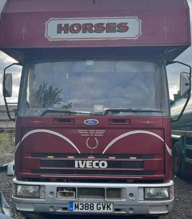 Image 2 of Ford iveco cargo horse box