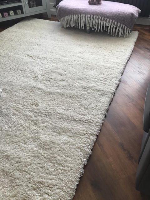 Preview of the first image of Dunelm extra large ivory rug,as new.