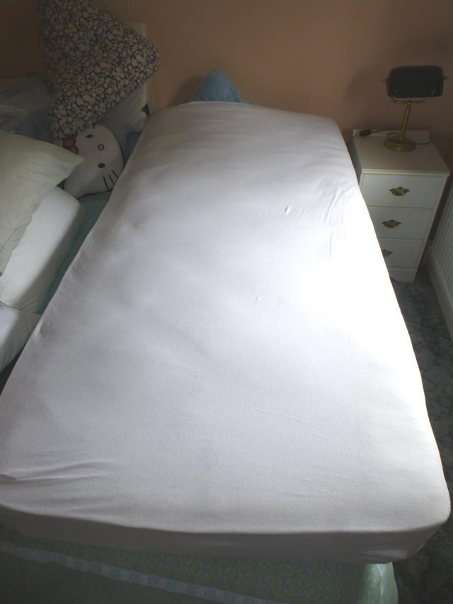 Preview of the first image of Unused mattress for 3-foot width bed.