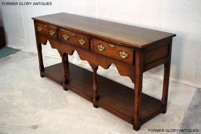 Image 59 of TITCHMARSH AND GOODWIN OAK DRESSER BASE SIDEBOARD HALL TABLE