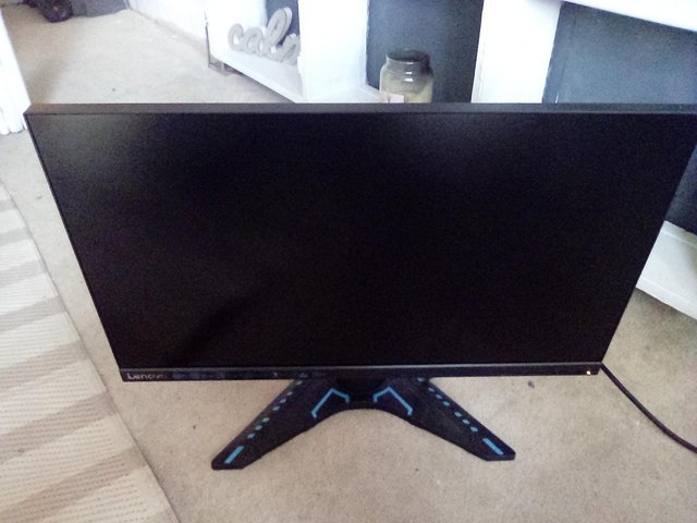 Preview of the first image of Lenovo gaming monitor screen 8 weeks old.