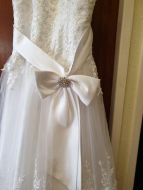 Preview of the first image of Wedding dress size 12-14 great condition.
