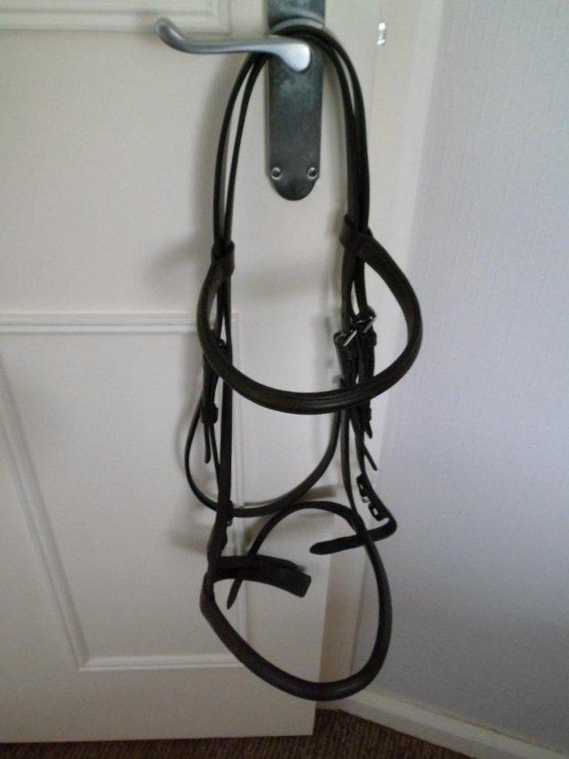 Preview of the first image of Brown Sabre cob/full size bridle.