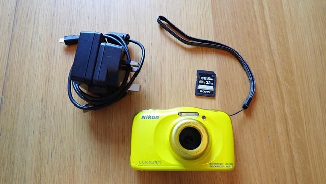 Preview of the first image of Nikon Coolpix W100 Waterproof Camera.