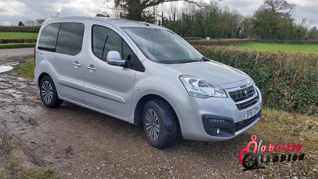 Image 3 of 2018 Peugeot Partner Tepee Automatic Wheelchair Accessible